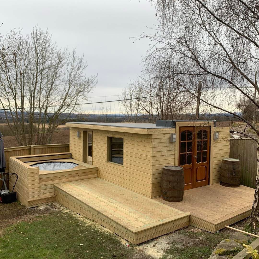 Modern insulated garden room with bi-fold doors in Perth